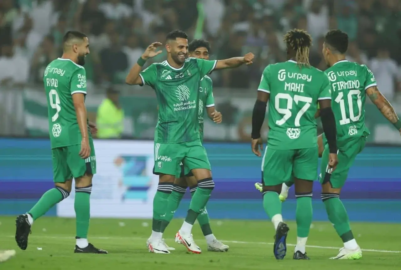 موعد مباراه ابها والاهلي في دوري روشن السعودي والقنوات الناقلة